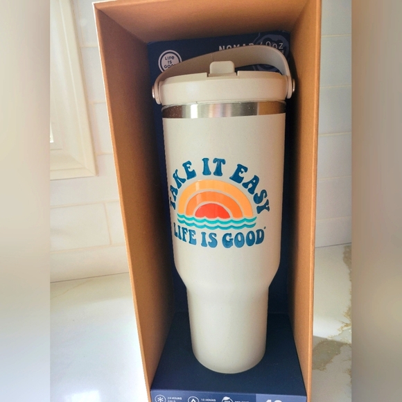 Life Is Good Other - 40 oz Life Is Good Nomad Waterbottle With Handle